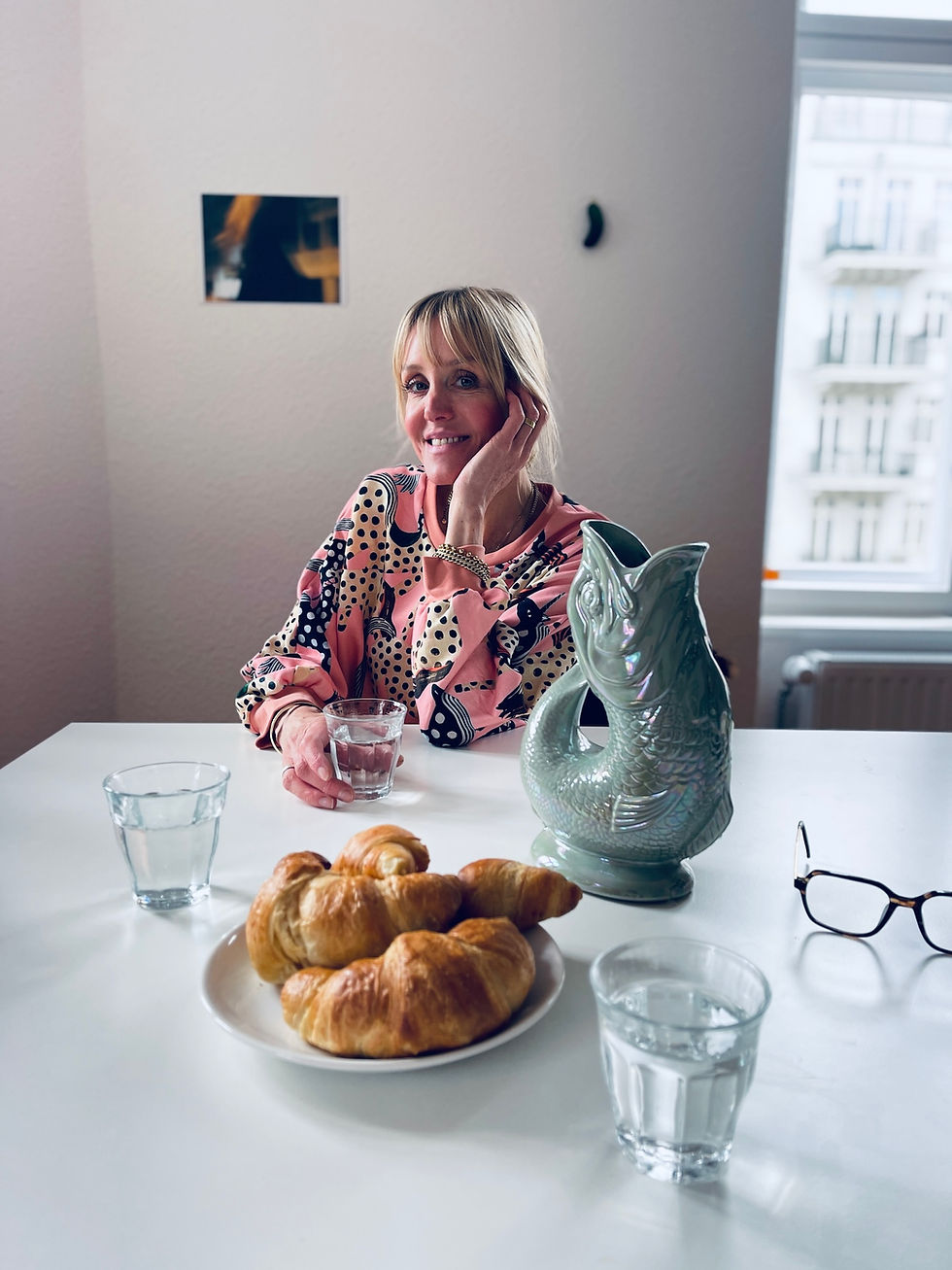 Miniaturbild: KIMONO Sweater "MORE UNICORNS" puderrosa