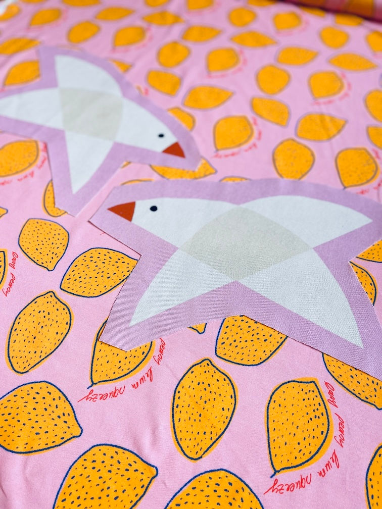 Miniaturbild: CANVAS PATCH "PEACEBIRD"  creme Aufnäher Upcycling B