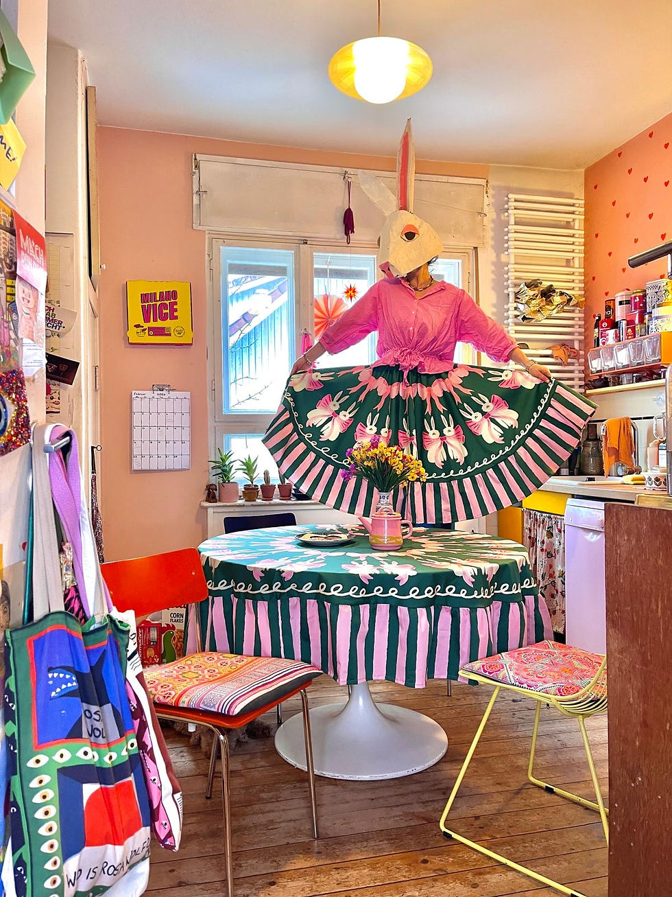 Miniaturbild: Runde Tischdecke mit Rüschenborte "BUNNIES AND BOWS" grün rosa