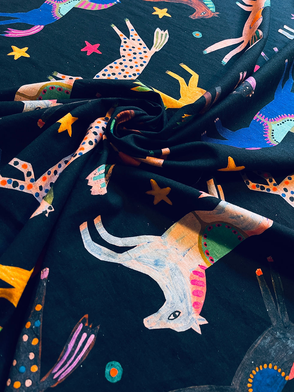 Miniaturbild: Meterware Leinen Baumwoll Webware "CIRCUS HORSES" schwarz bunt