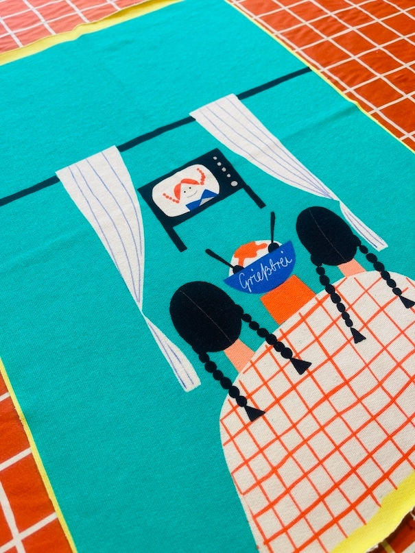 Miniaturbild: Panel klein  "GRIEßBREI" aus Sweatshirt