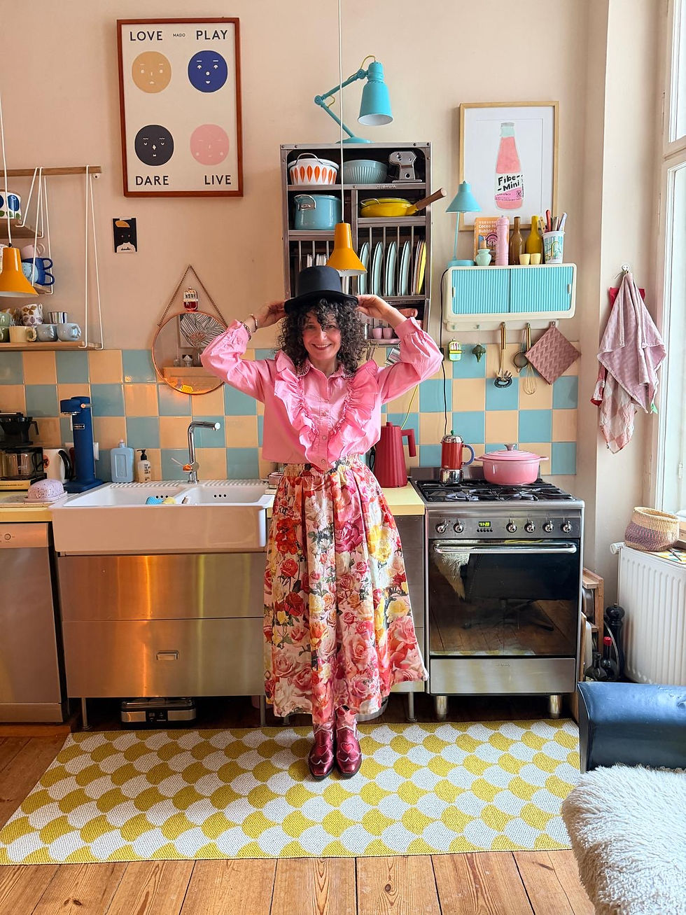 Miniaturbild: Rock Venice mit Taschen "ROSENROT" rot bunt