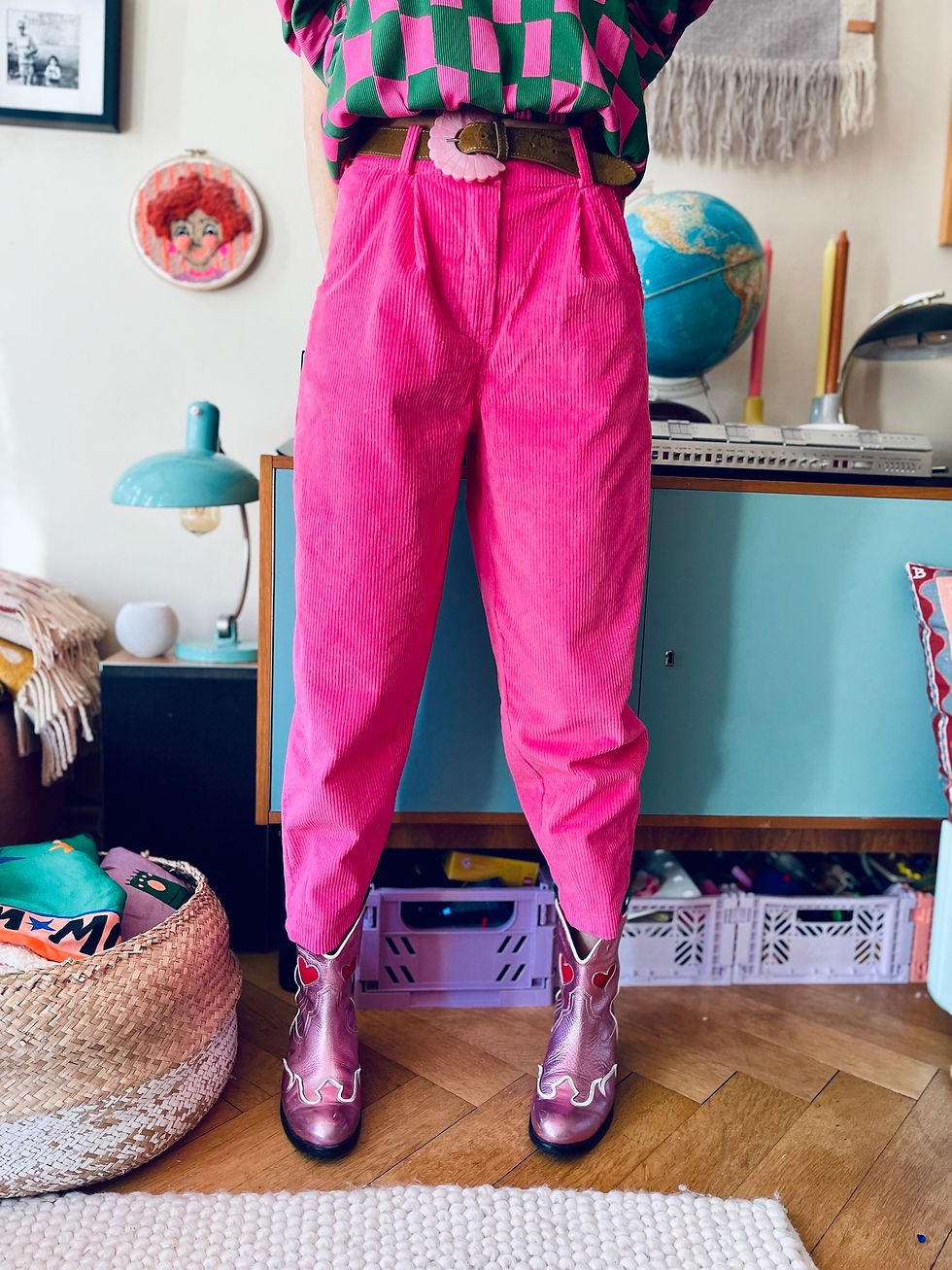Miniaturbild: Lässige Cordhose Betty "PINK PASSION"