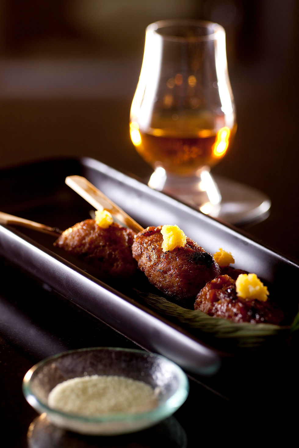 Tokoro’s_signature_minced_chicken_skewer.jpg