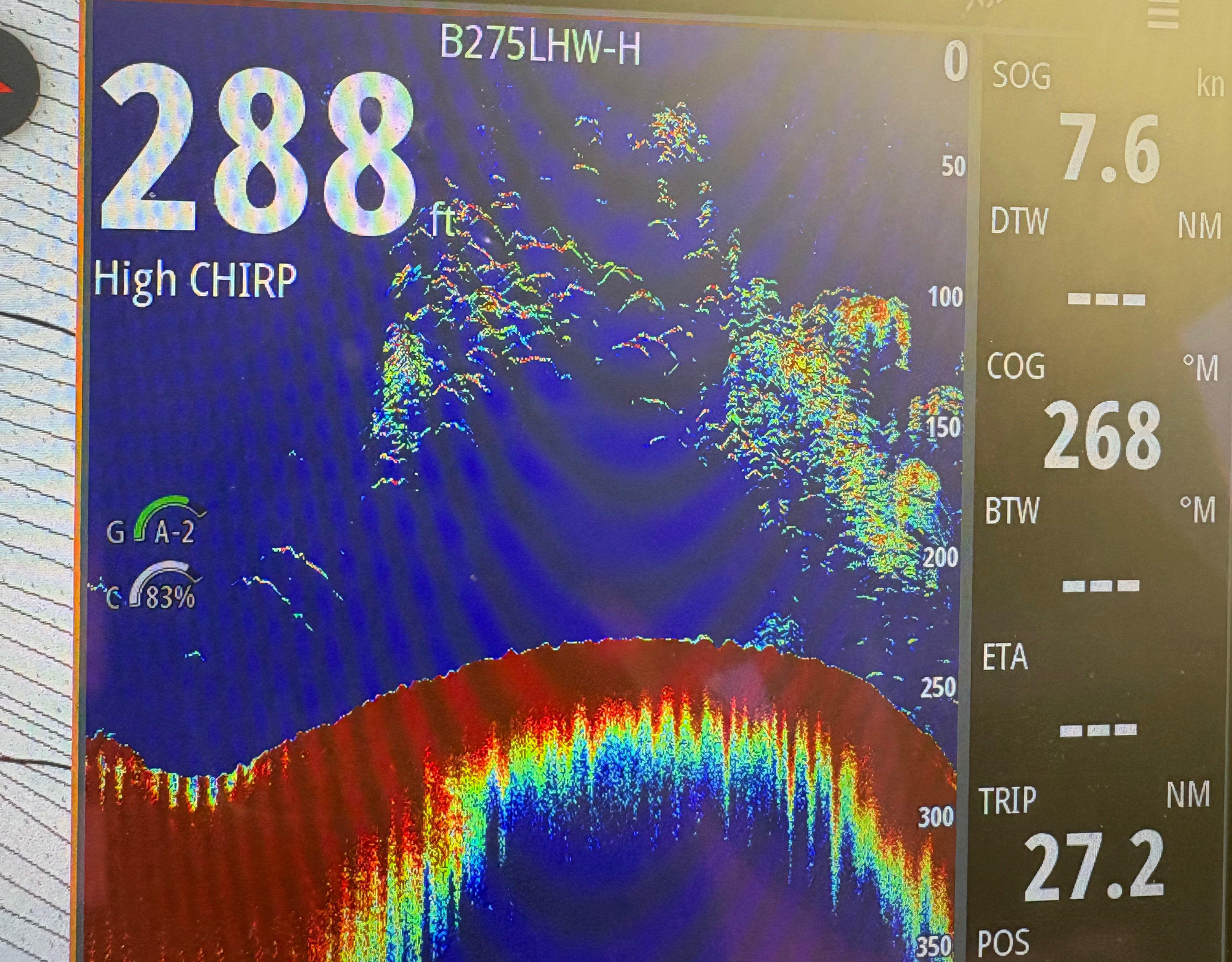 Fish showing on the Simrad sonar while fishing offshore in Curaçao