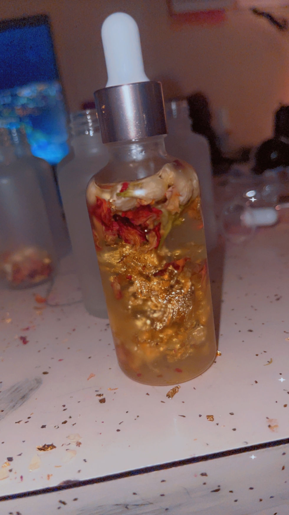 Thumbnail: Organic Rose Oil 