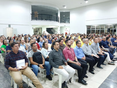Palestra: Nova Forma de Fazer Negócios – Transformando o Modelo de Empreender, Criar Produtos e Cont