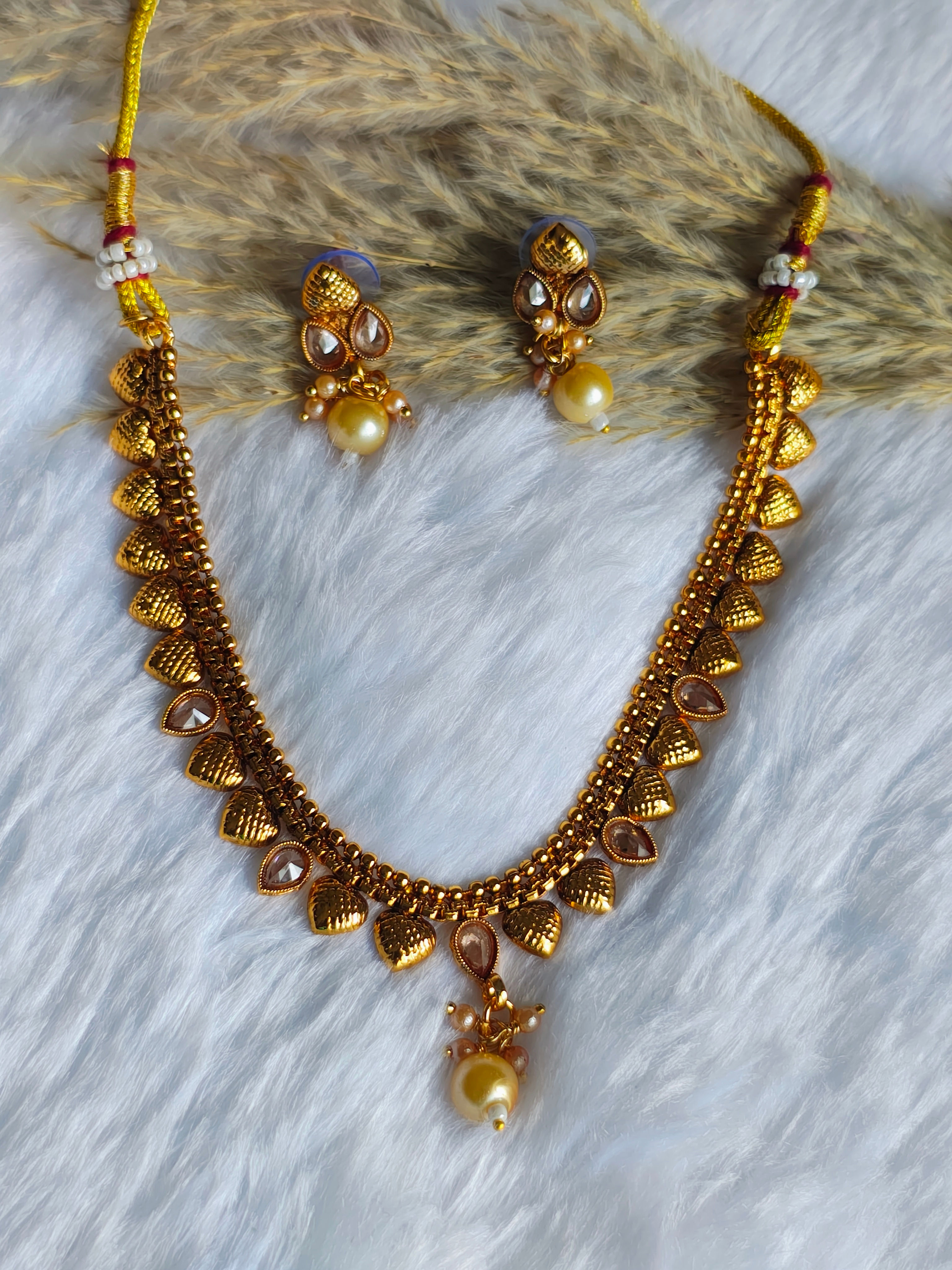 Golden Leaf Pearl  Necklace Set