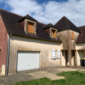 Démoussage de Toiture et Nettoyage de Façade