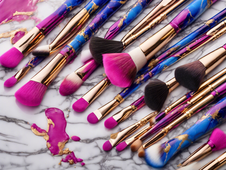 Master Glam Techniques with Elise Nicole's Online Makeup Academy