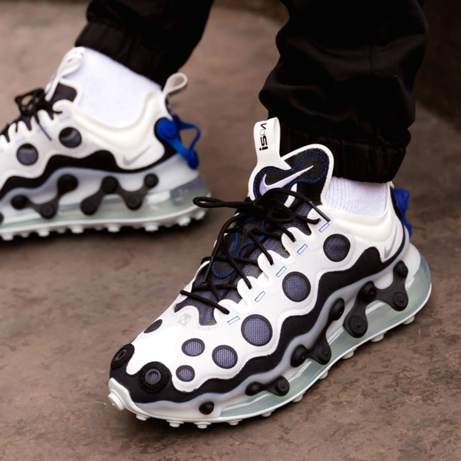 pg 4 basketball shoes