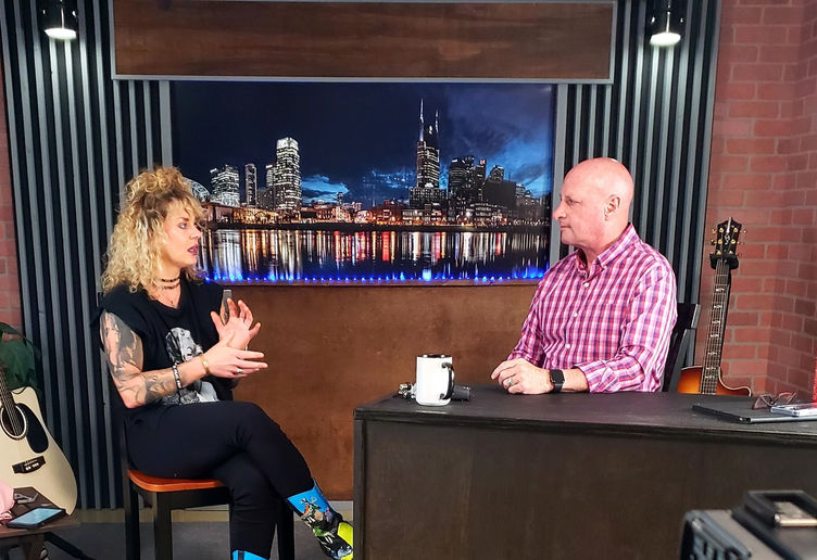 Clare to be featured on upcoming songwriting TV series 'Nashville Dreamin', with Gary Chapman.