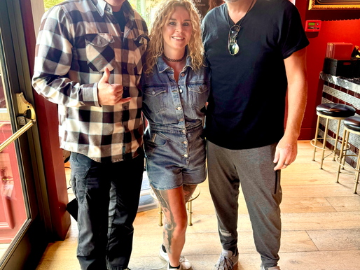 A Surprise Performance for Nickelback