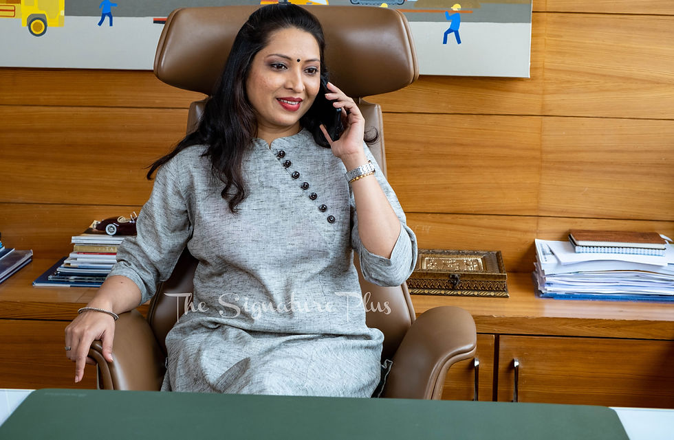 Thumbnail: AMIRA Mandarin Collar Long Kurti