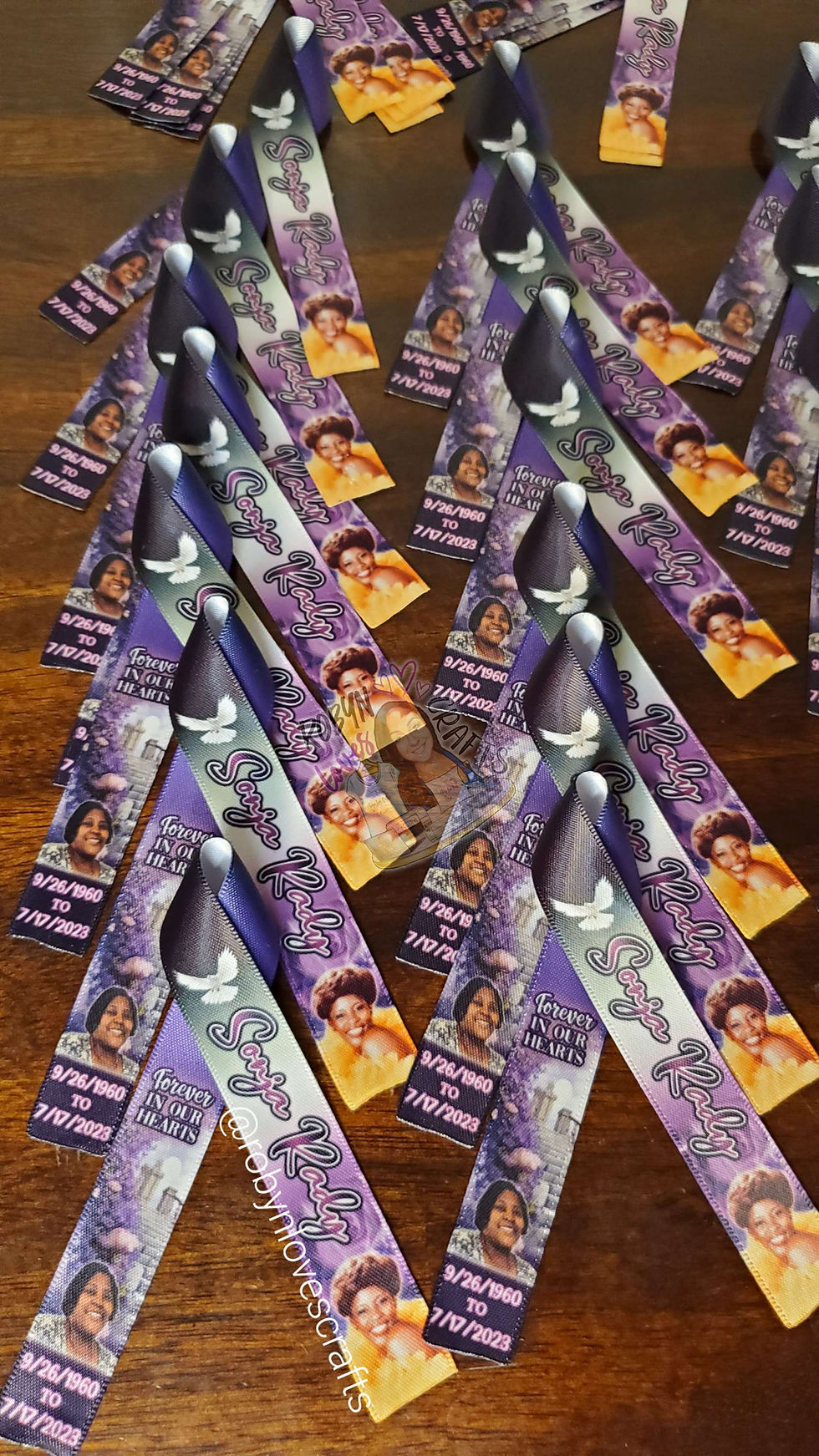 Thumbnail: Custom Memoral Ribbons