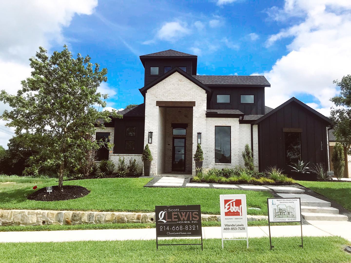 Home Landart of Rockwall