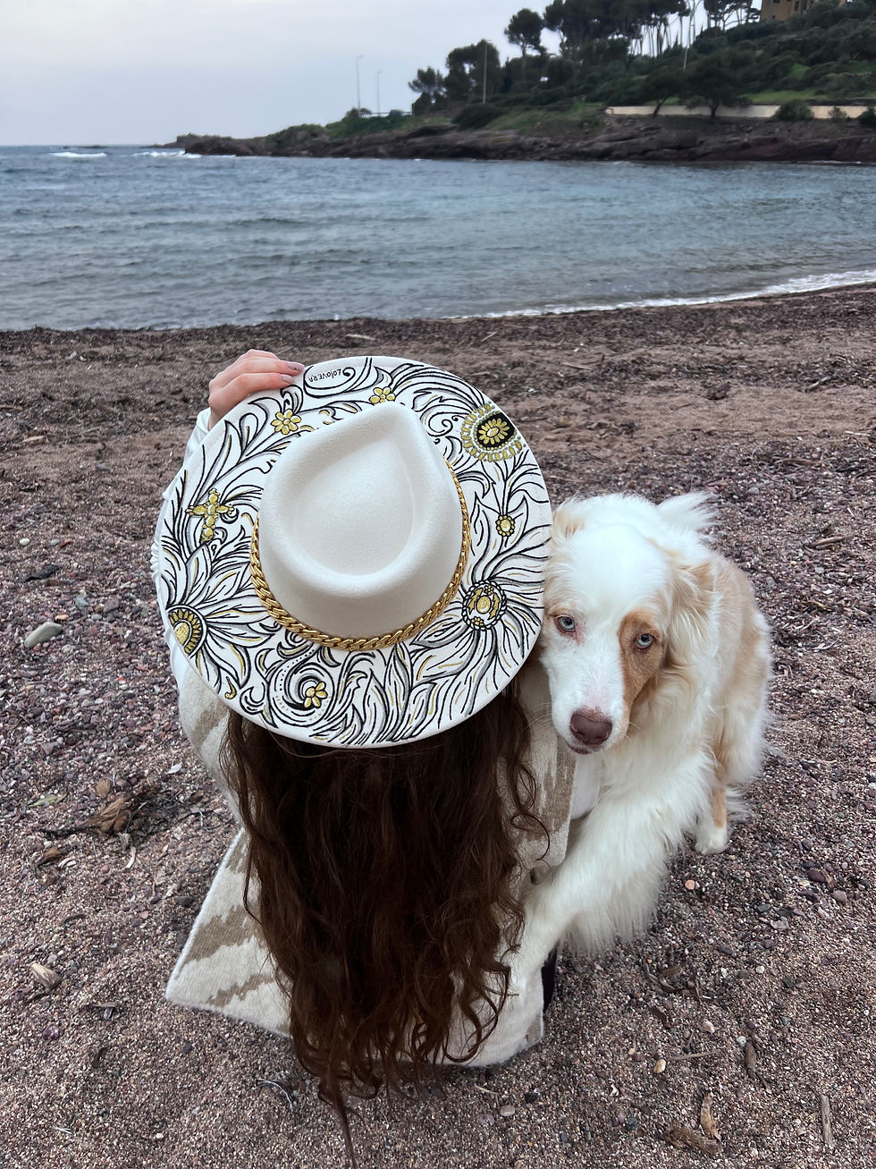 Thumbnail: Chapeau - Classy Flowers 