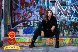 graffiti alley