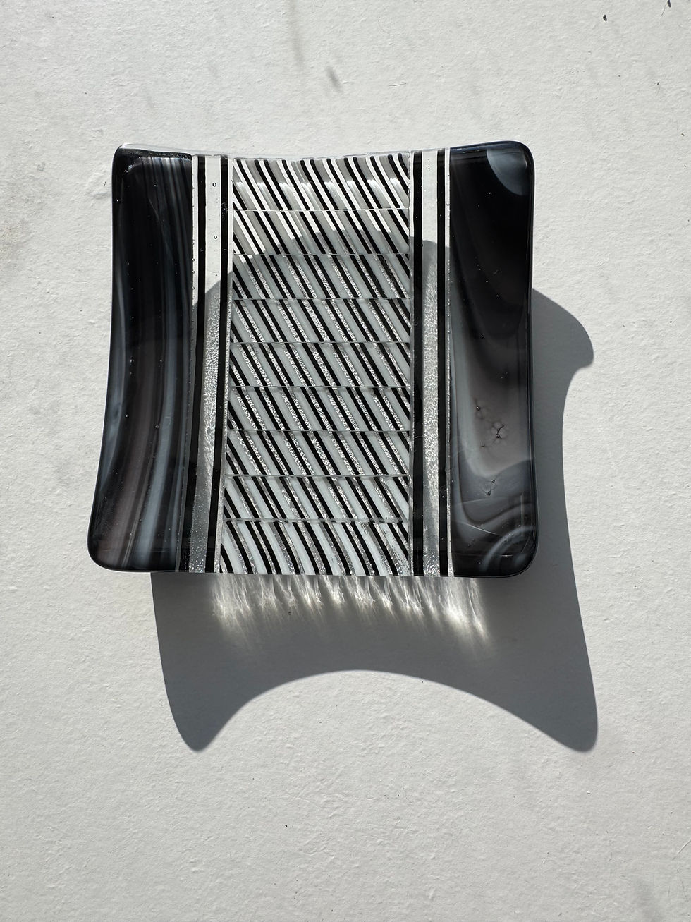 Thumbnail: 5x5 Fused Black Striped Bargello Dish