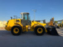 NEWHOLLAND_W190B.jpeg