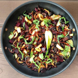 Bok Choy Dish with Beets and Mushrooms
