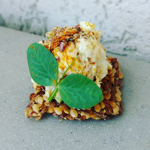 TUNA SALAD ON FLACKER
