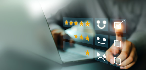 Happy customer having a good contact center experience.