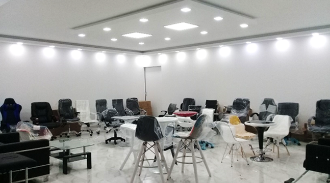 local comercial bahia muebles 1.png