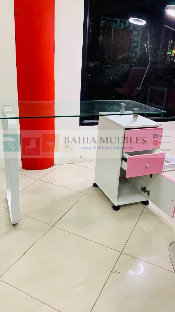 Miniatura: Mesa o escritorio en varios colores