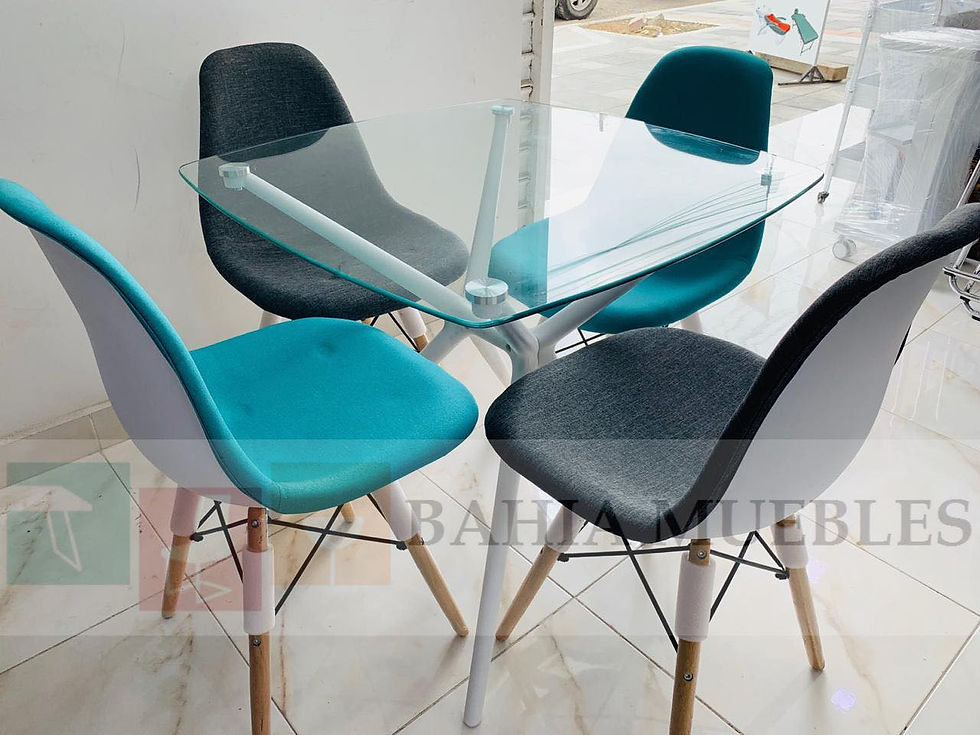 Miniatura: Juego Comedor 4 puestos (Mesa estructura blanca sillas eames)
