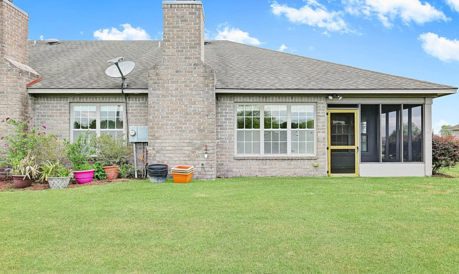446d Castle Bay Drive B Hampstead