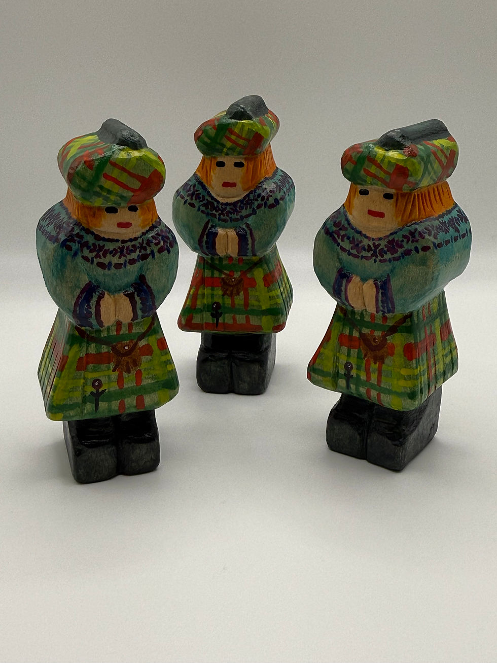 Thumbnail: Kilted Figure