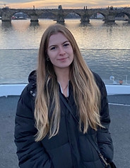 Katie Ollerton 1.jpg