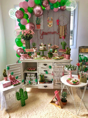 decoração festa lhamas (2).jpeg