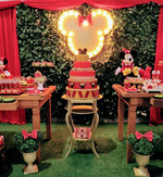 decoração minnie mega alice (2).jpeg