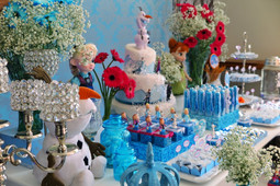 decoração festa frozen (12).jpeg
