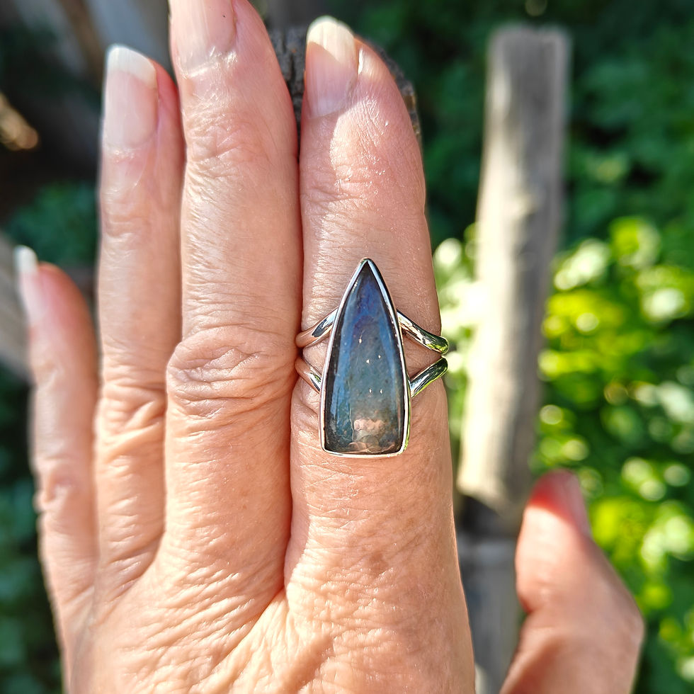 Thumbnail: Blue Fire Labradorite 