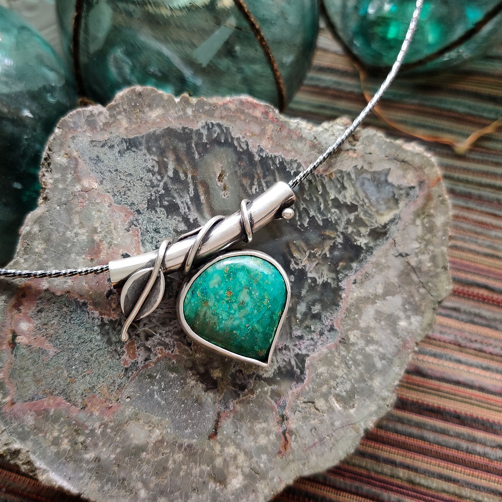 Thumbnail: Twining Vine Series .. Enchanting Pretty Little Thing