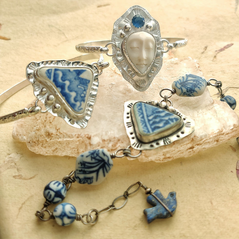 Thumbnail: Blue Sapphire Goddess .. latch bangle bracelet 