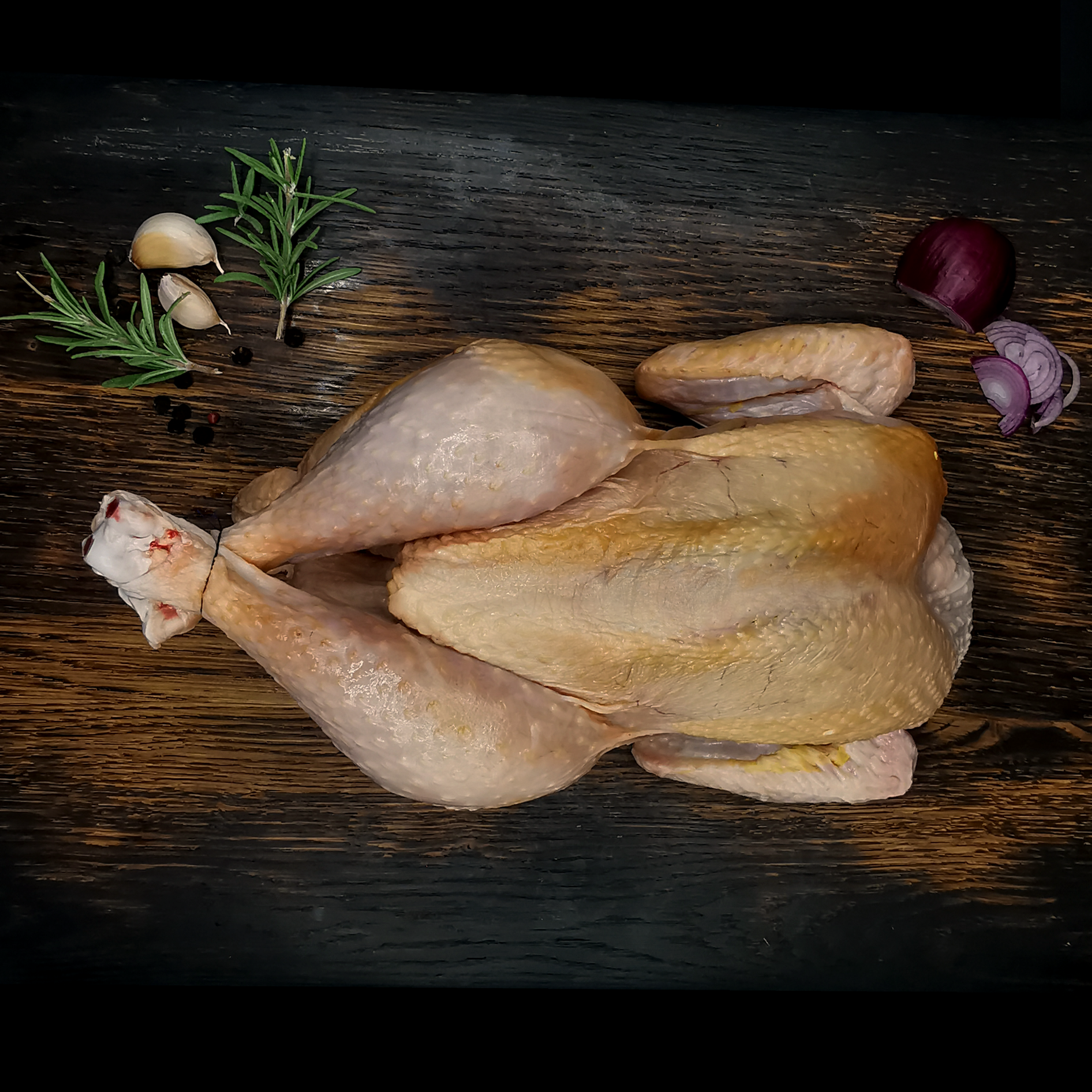 ganzes Bio Weidehähnchen