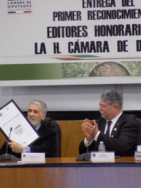 Recibe Jesús Anaya Rosique reconocimiento como Editor Honorario de la Cámara de Diputados