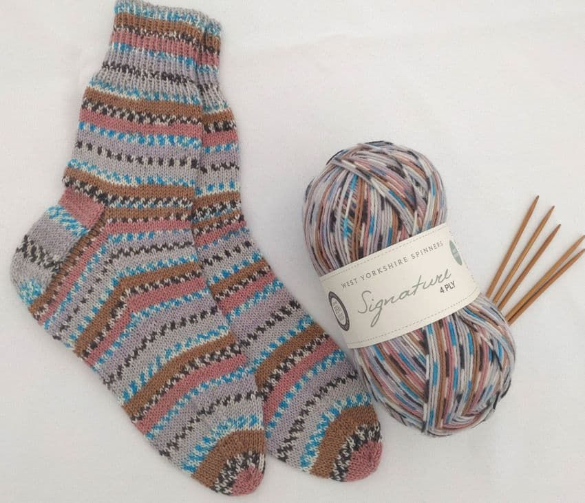 Thumbnail: Sock knitting kit bird colours