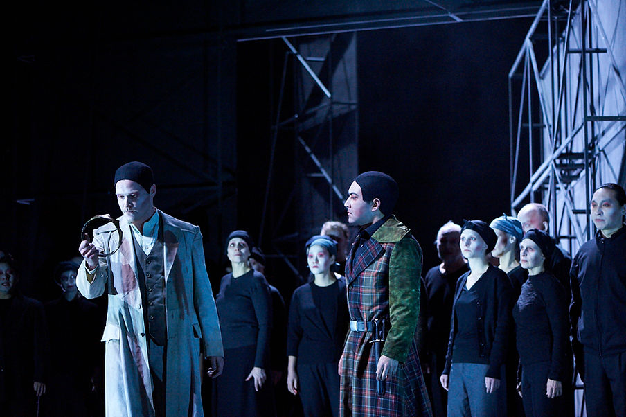 TR23_MACBETH_II_00275.jpg