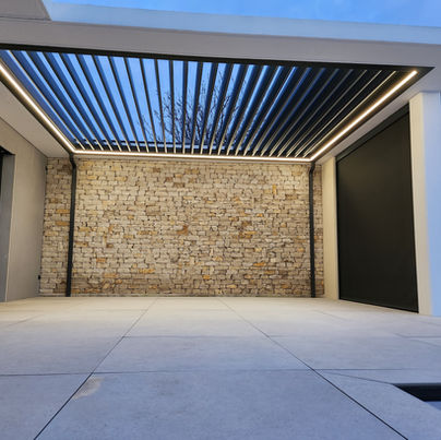 vente et installation pergola bioclimatique insertion béton Loyettes mions corbas technique tendance spécialiste de la pergola bioclimatique