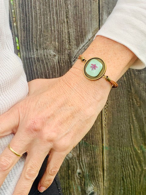 Thumbnail: Green Dragonfly Bracelet
