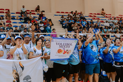 Presencia municipal en el XXVII Deportivo del SITACOBAQROO con Beto López