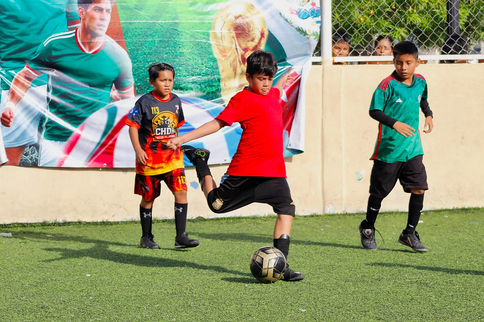 Encabeza Beto López, premiación a ganadores de la jornada del “Mundialito Social, en la unidad deportiva Luis Donaldo Colosio.