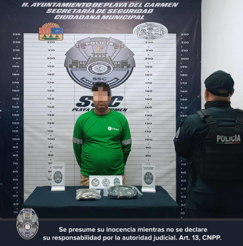 Sorprenden a Individuo con Varios Envoltorios de Presunta Marihuana