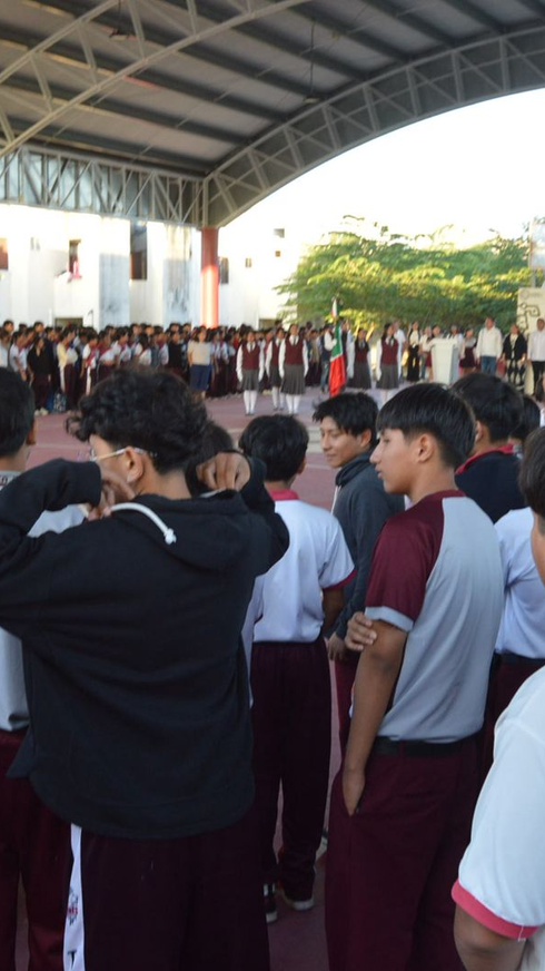 Gobierno de Estefanía Mercado fortalece la formación cívica en escuelas públicas con el programa “Cultivemos el Civismo”