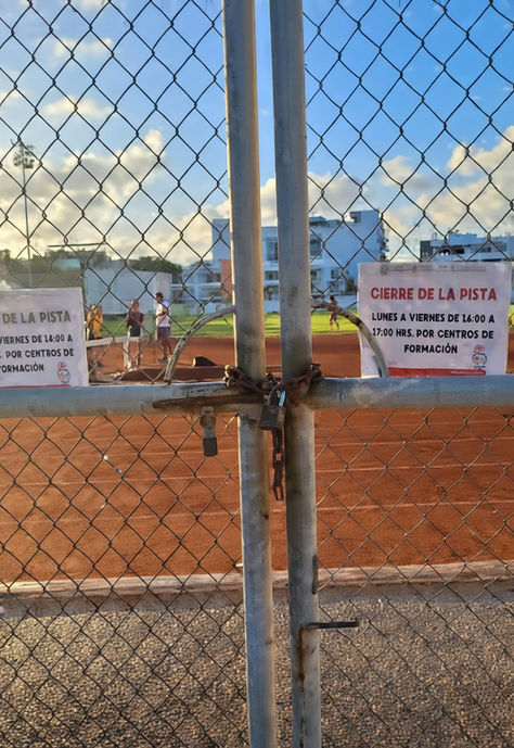 Niegan privatización del Estadio Mario Villanueva en Playa del Carmen; seguirá para atletas y abrirá al público por la noche